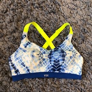 Victoria's Secret Sports Bra - 32C